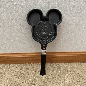 Mickey Mouse Pancake Skillet Pan